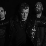 Queens Of The Stone Age release “Head Like A Haunted House” video