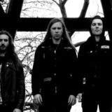 Dawn Ray’d premiere “Emptiness Beneath The Great Emptiness” video